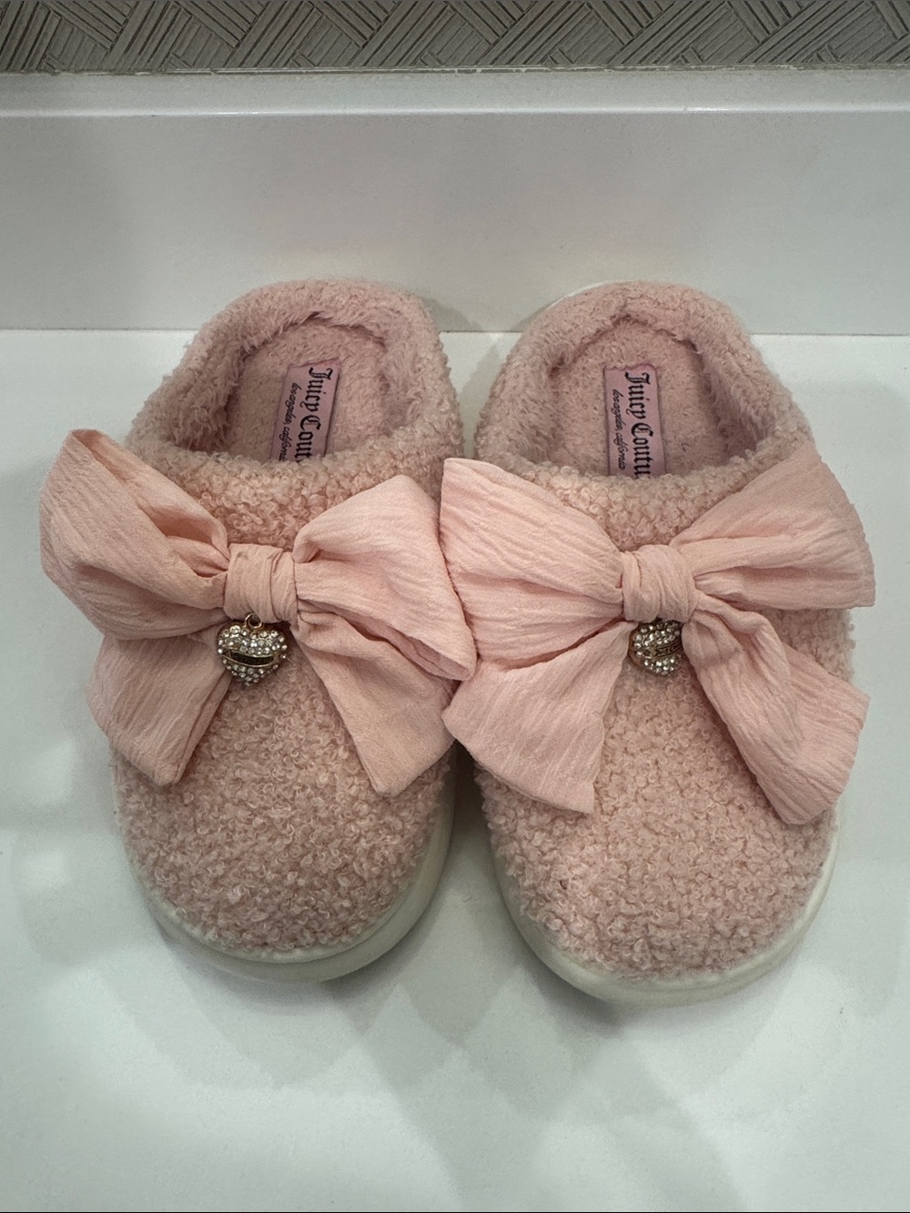 Juicy Couture Heart Bling Jumbo Bow Luxe slippers size M 6.5-7.5